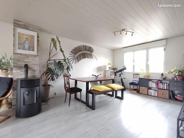 Maison 5 pièces 85 m²