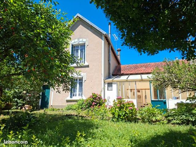 Maison 5 pièces 85 m²