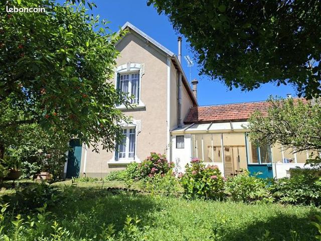 Maison 5 pièces 85 m²