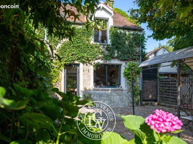 Maison 5 pièces 85 m²