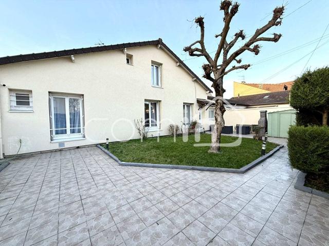 Maison 5 pièces 85 m²