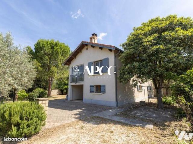 Maison 5 pièces 85 m²