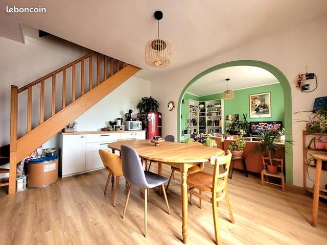 Maison 5 pièces 85 m²