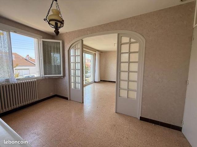 Maison 5 pièces 85 m²
