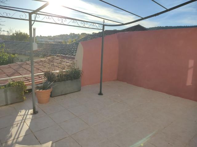Maison 5 pièces, 87 m² à louer à La Ciotat 13600