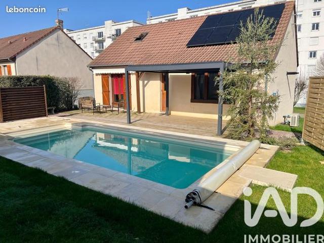Maison 5 pièces 90 m²