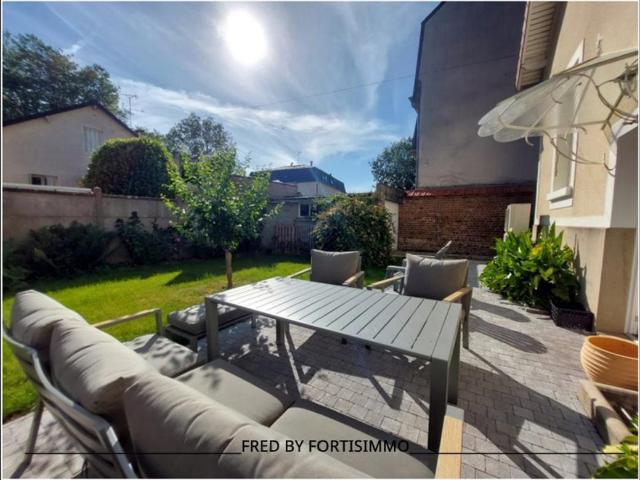 Maison 5 pièces 90 m²