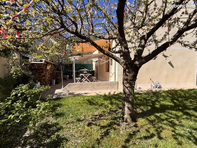 Maison 5 pièces 90 m²