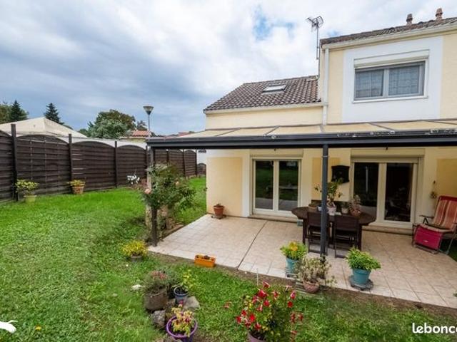 Maison 5 pièces 90 m²