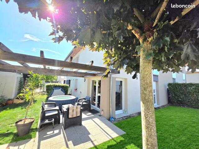Maison 5 pièces 90 m²