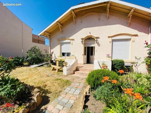 Maison 5 pièces 90 m²