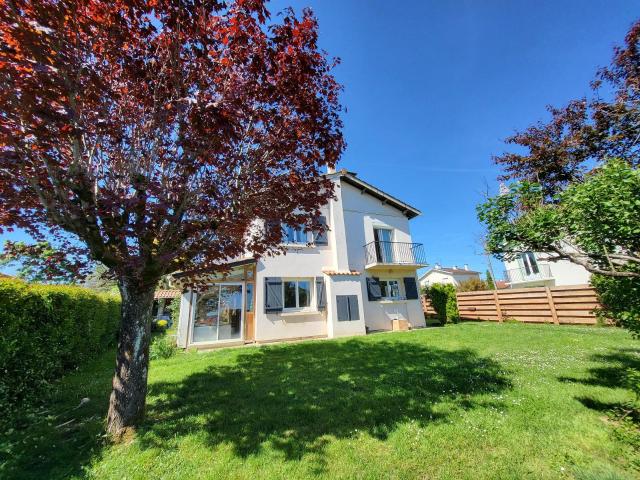 Maison 5 pièces 90 m²