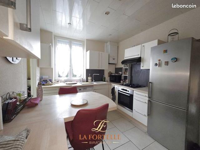 Maison 5 pièces 90 m²
