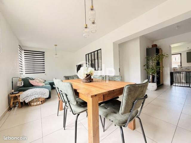 Maison 5 pièces 90 m²