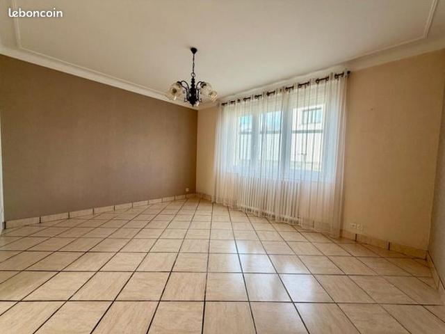 Maison 5 pièces 90 m²