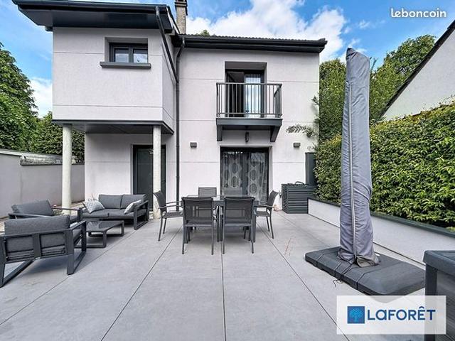 Maison 5 pièces 90 m²