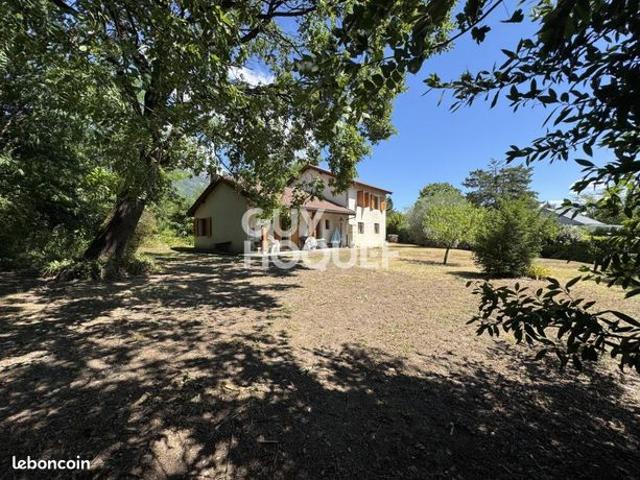 Maison 5 pièces 90 m²