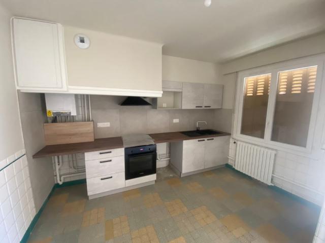 Maison 5 pièces, 90 m² à louer à Foix 09000
