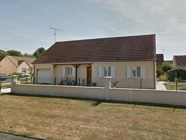 Maison 5 pièces, 90 m² à louer à La Ferté Bernard 72400