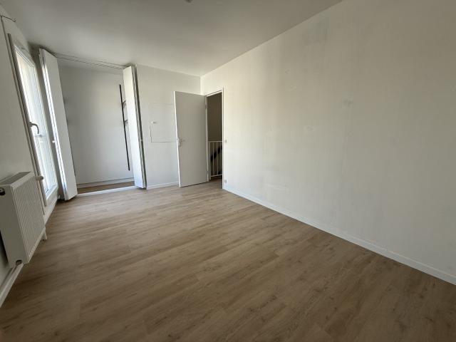 Maison 5 pièces, 90 m² à louer à Reims 51100