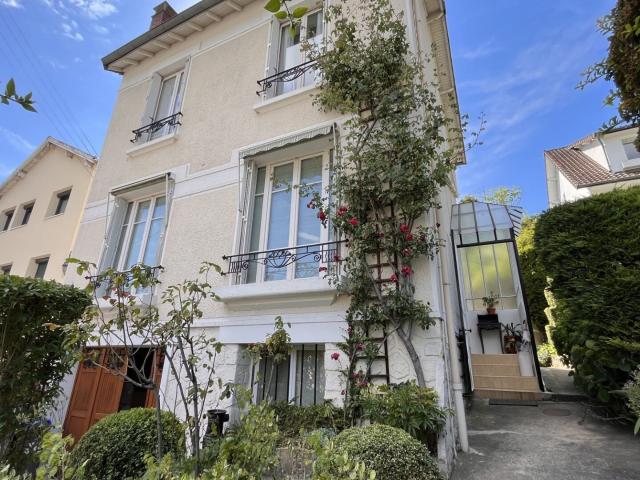 MAISON 5 PIÈCES 90 M² BEAU JARDIN !