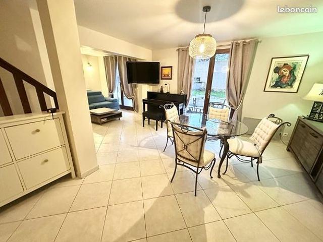 Maison 5 pièces 92 m²