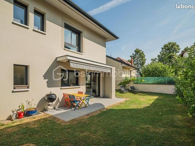 Maison 5 pièces 92 m²