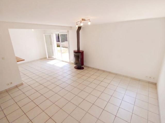 Maison 5 pièces, 92 m² à louer à La Vraie Croix 56250