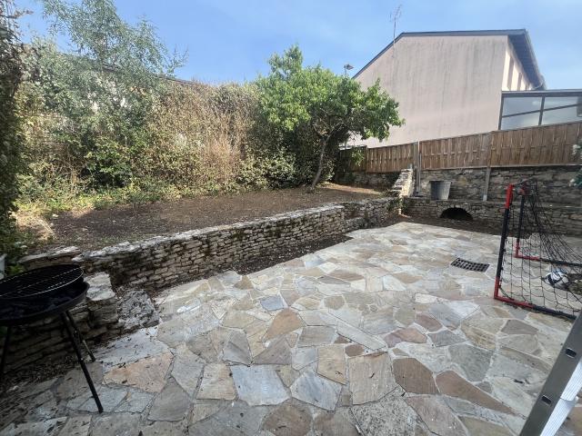 Maison 5 pièces, 92 m² à louer à Sébazac Concourès 12740