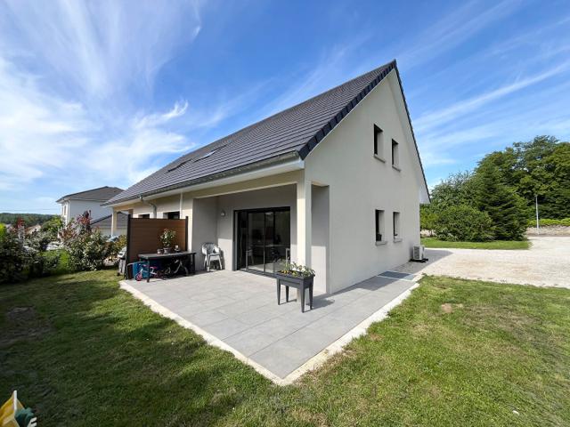 Maison 5 pièces 93 m²