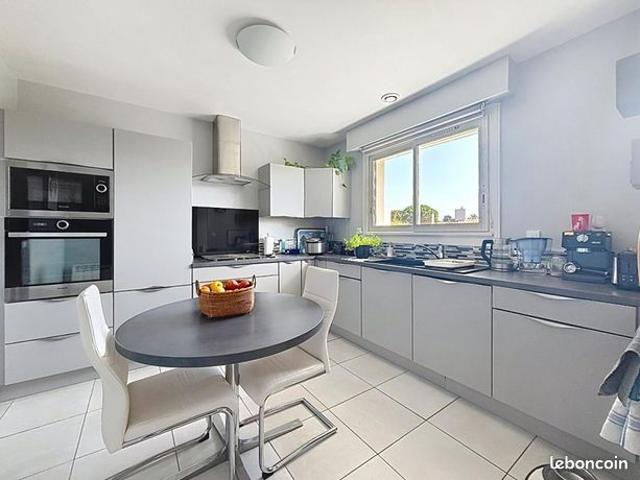 Maison 5 pièces 93 m²