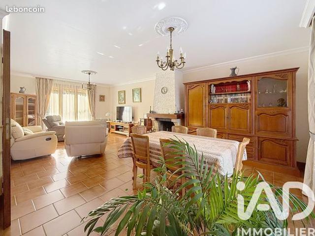 Maison 5 pièces 93 m²