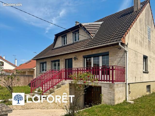 Maison 5 pièces 93 m²