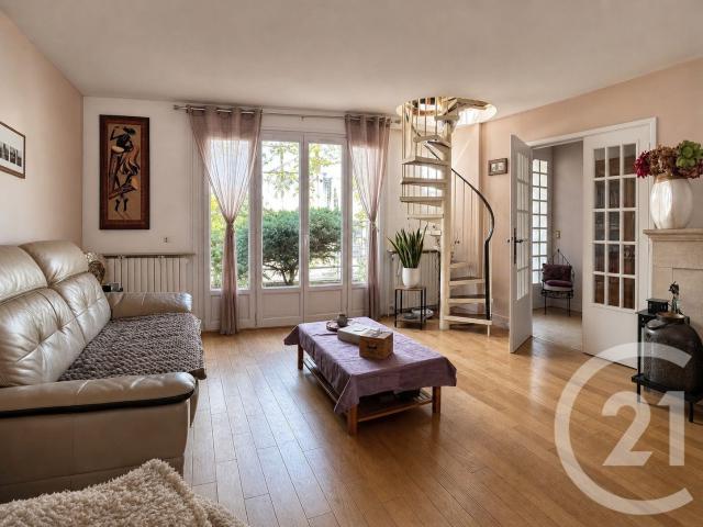 Maison 5 pièces 93 m²