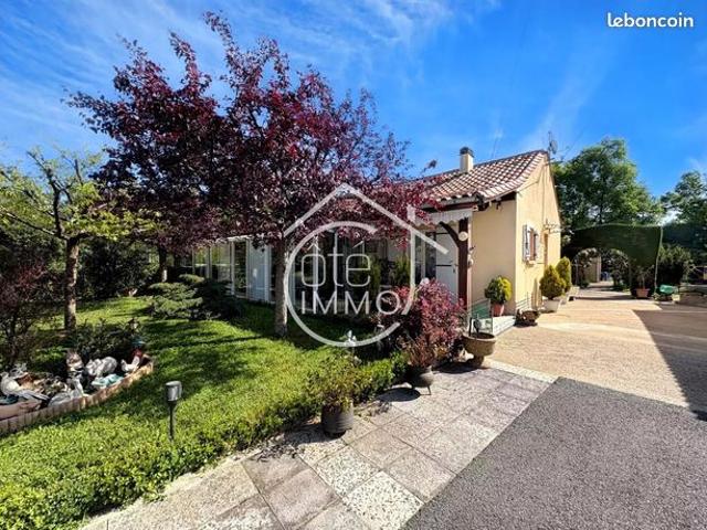 Maison 5 pièces 93 m²