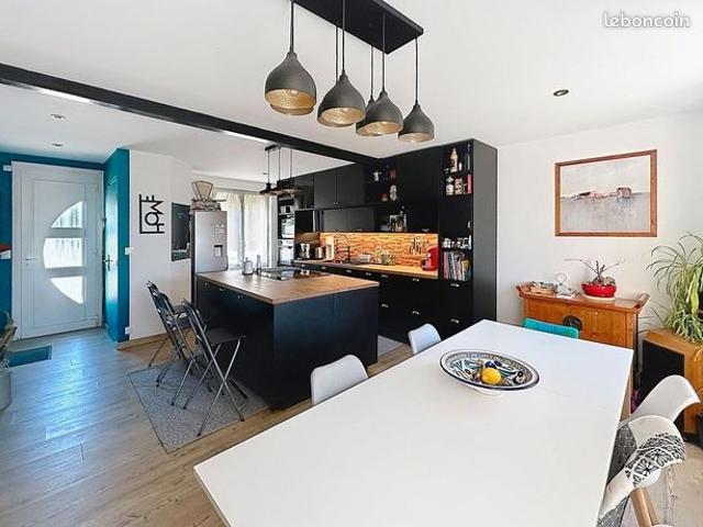 Maison 5 pièces 93 m²