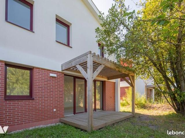 Maison 5 pièces 94 m²