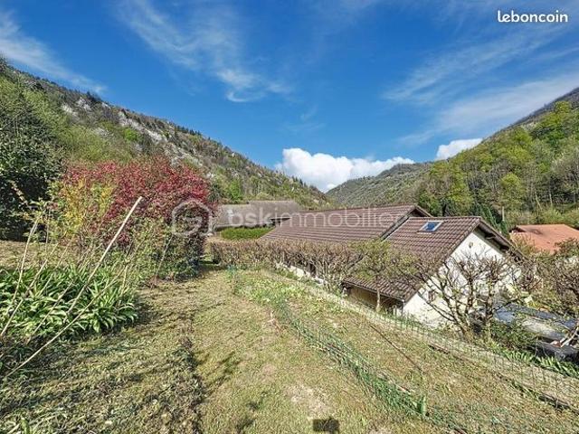 Maison 5 pièces 94 m²