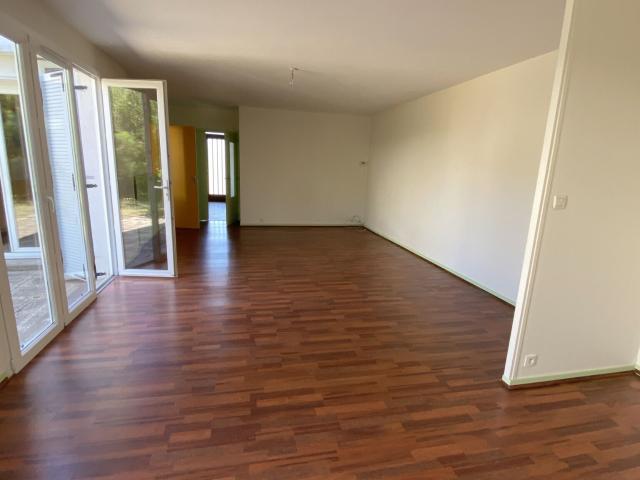 Maison 5 pièces, 94 m² à louer à Angers 49100