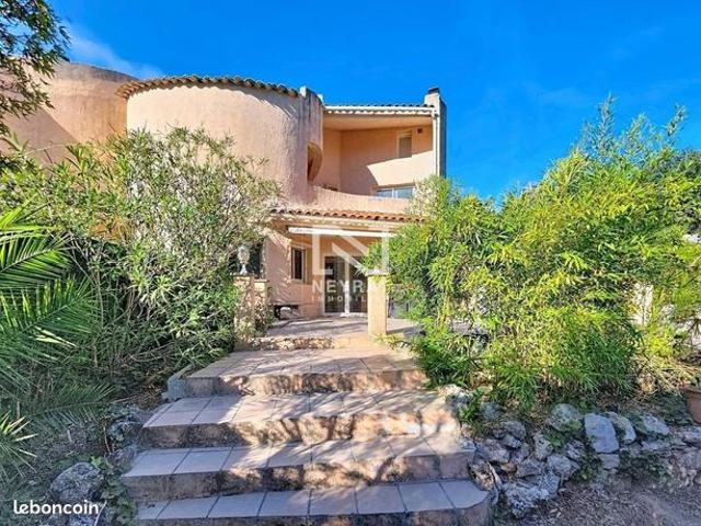 Maison 5 pièces 95 m²