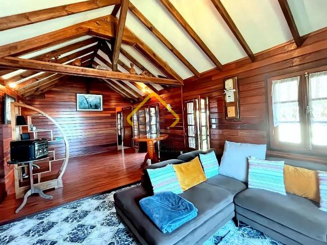 Maison 5 pièces 95 m²