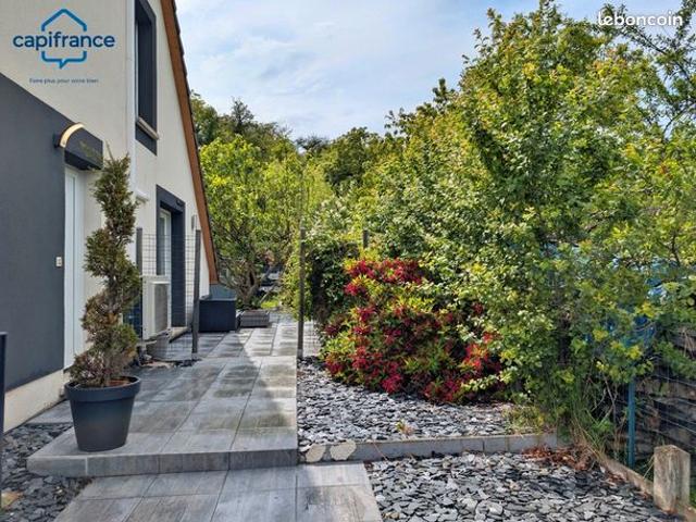 Maison 5 pièces 95 m²