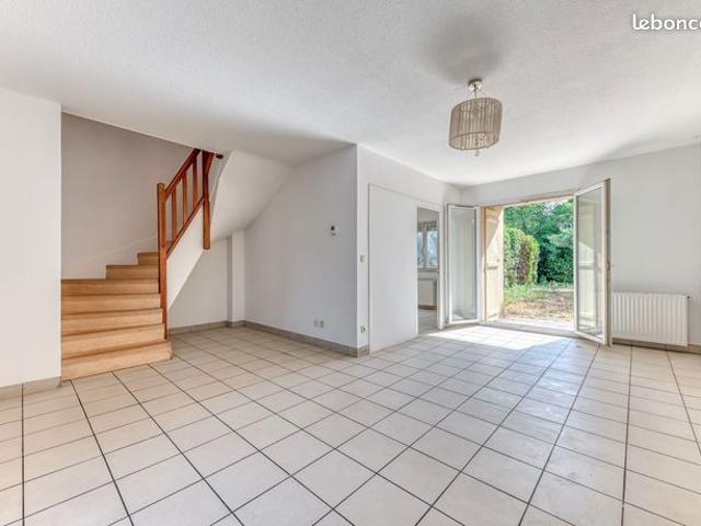Maison 5 pièces 96 m²