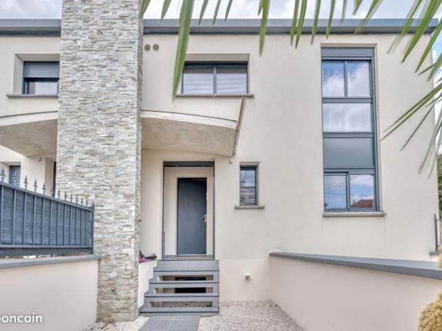 Maison 5 pièces 96 m²