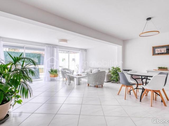 Maison 5 pièces 96 m²
