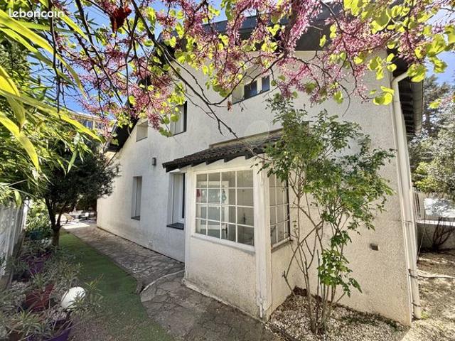 Maison 5 pièces 97 m²