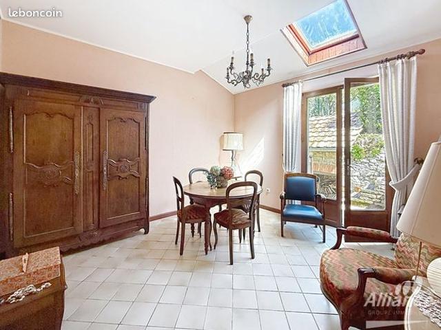 Maison 5 pièces 97 m²