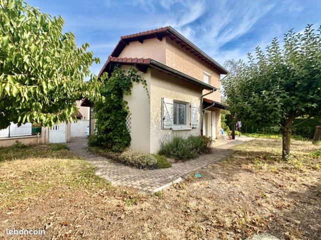 Maison 5 pièces 97 m²