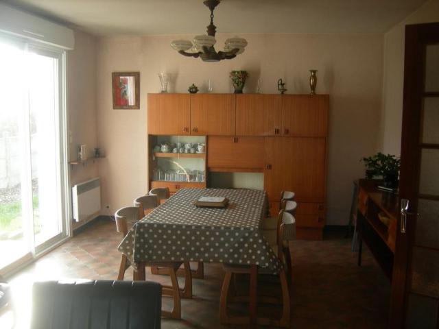 Maison 5 pièces, 97 m² à louer à Angoulins 17690