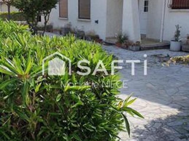Propriété 5 pièces 98 m²